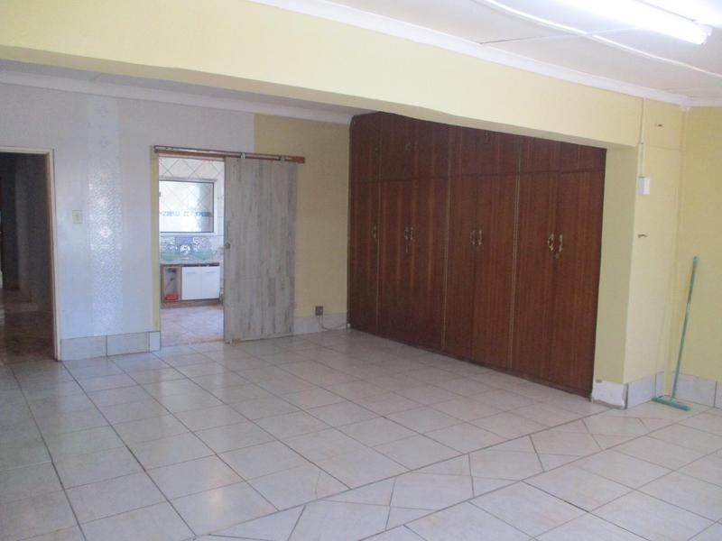 4 Bedroom Property for Sale in Hospitaalpark Free State